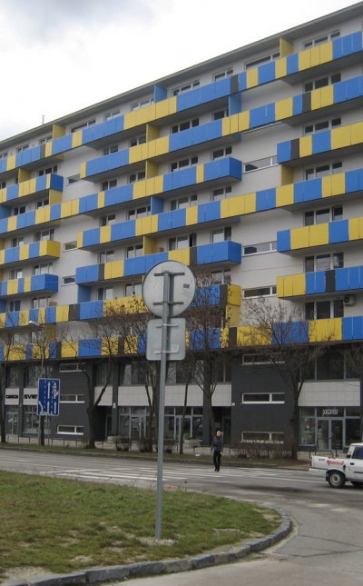 Polyfunkčný komplex Papraďová, Tomášikova ulica, Bratislava